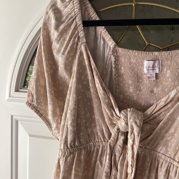 Cute Neutral Maternity Dress - Picture 2 of 4